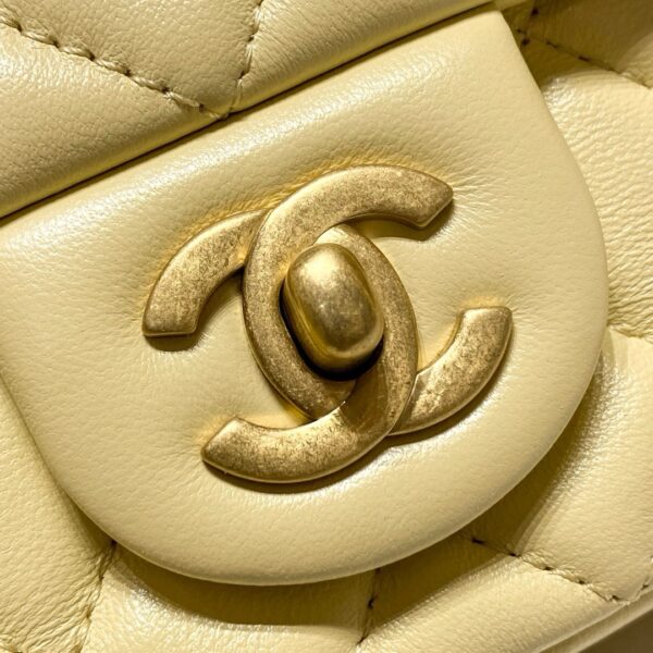 God Factory Chanel Bags Code 10079 23K Size 18x13x7cm