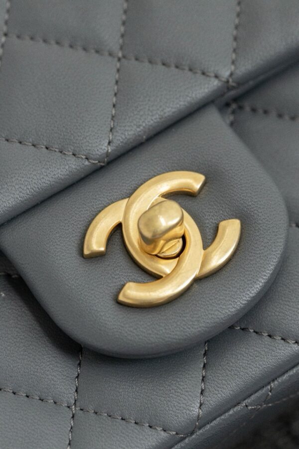 God Factory Chanel Bags Code 10076 23K Size 18x13x7cm