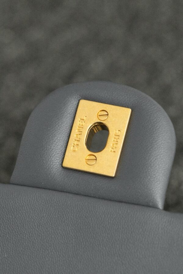 God Factory Chanel Bags Code 10076 23K Size 18x13x7cm