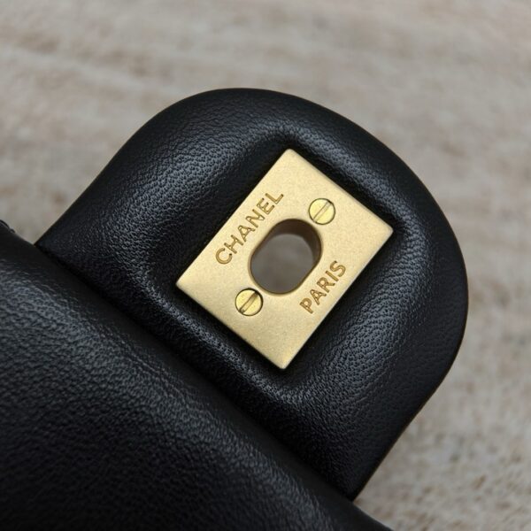 God Factory Chanel Bags Code 10075 23K Size 18x13x7cm