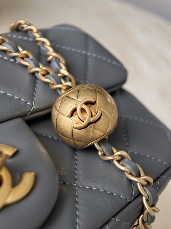 God Factory Chanel Bags Code 10082 Size 13x20x7cm