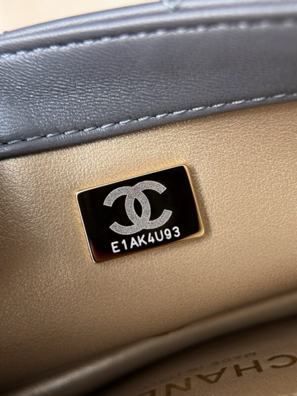 God Factory Chanel Bags Code 10082 Size 13x20x7cm