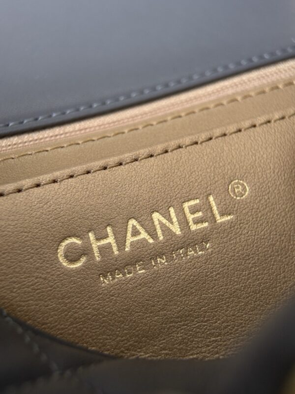 God Factory Chanel Bags Code 10082 Size 13x20x7cm