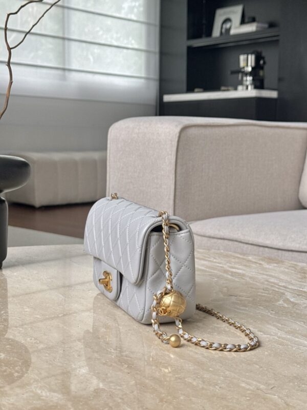 God Factory Chanel Bags Code 10081 Size 13x20x7cm