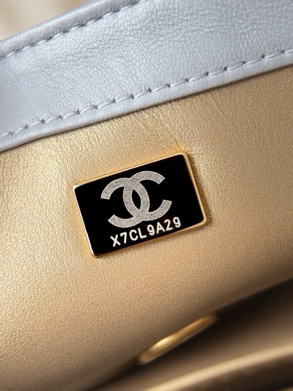 God Factory Chanel Bags Code 10081 Size 13x20x7cm