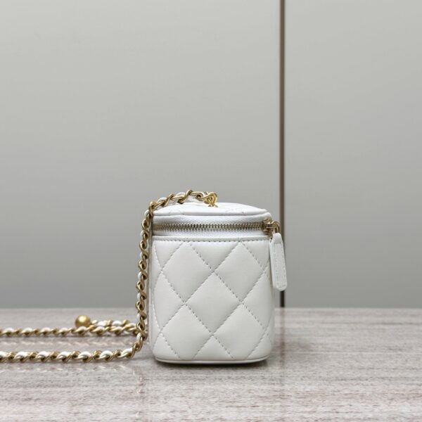 God Factory Chanel Bags Code 10088 Size 8.5x11x7cm