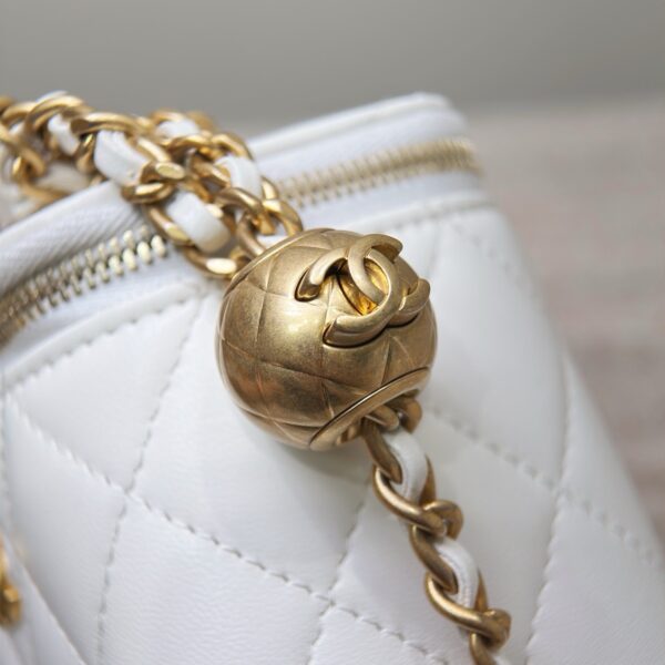 God Factory Chanel Bags Code 10088 Size 8.5x11x7cm