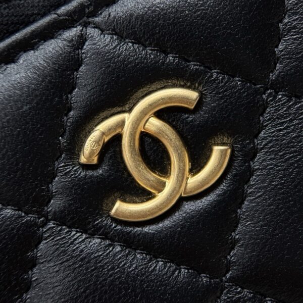 God Factory Chanel Bags Code 10087 Size 8.5x11x7cm