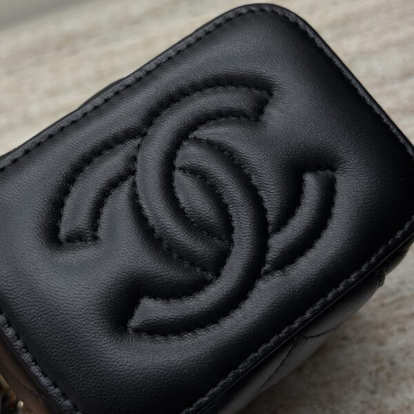 God Factory Chanel Bags Code 10087 Size 8.5x11x7cm