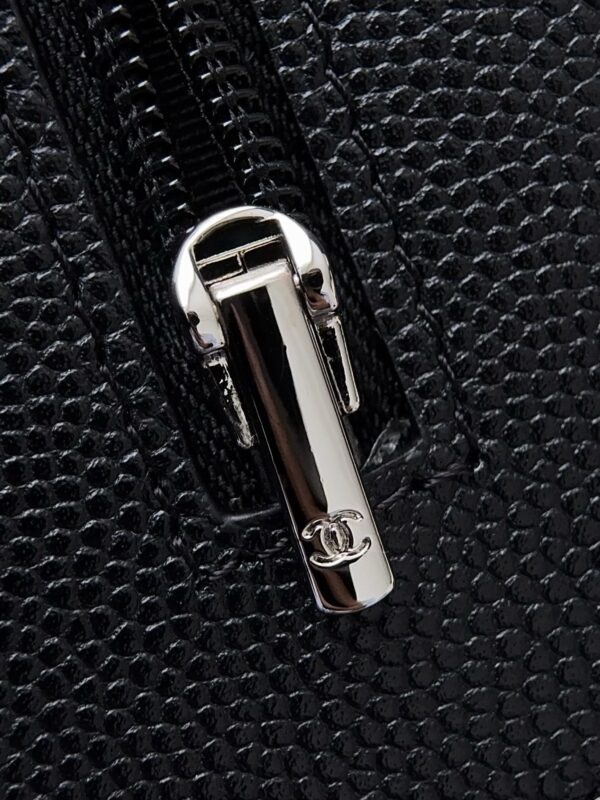 God Factory Chanel Bags Code 10090 25P Woc Size 12x19x3.5cm