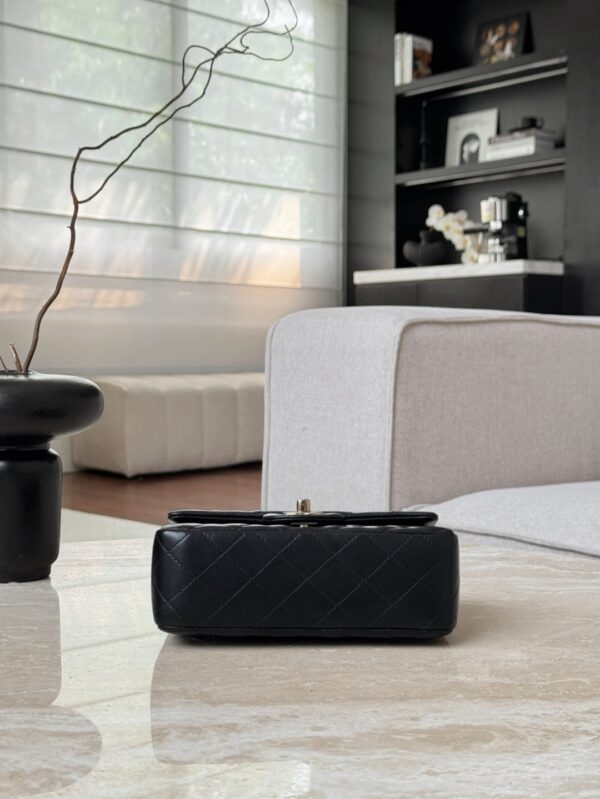 God Factory Chanel Bags Code 10108 Mini Handle Size 12x20x6cm