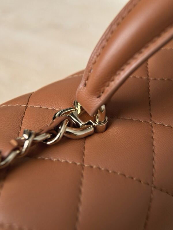 God Factory Chanel Bags Code 10107 Mini Handle Size 12x20x6cm