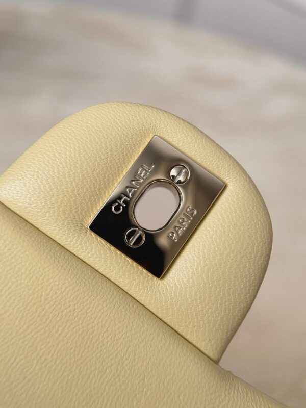 God Factory Chanel Bags Code 10106 Mini Handle Size 12x20x6cm