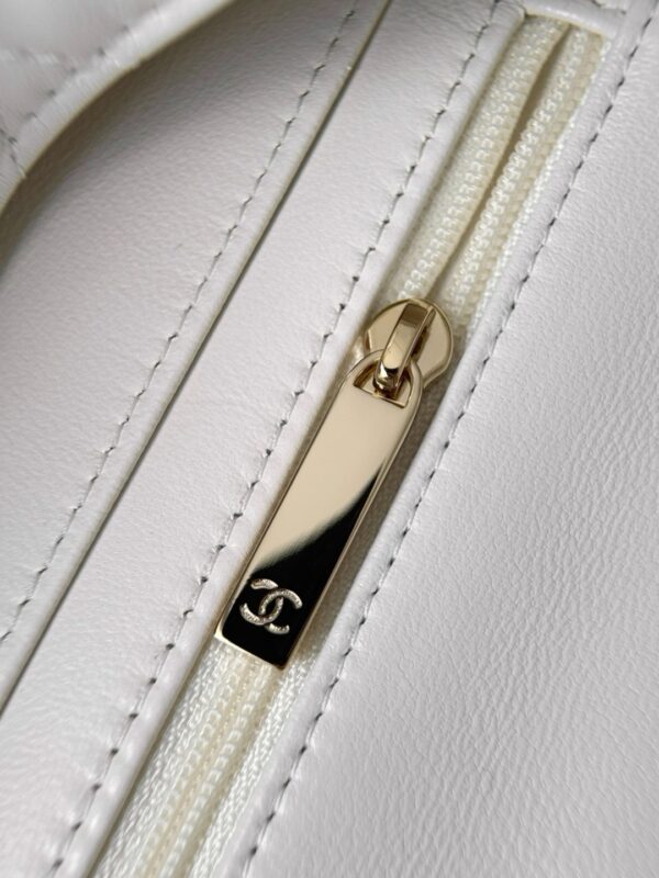 God Factory Chanel Bags Code 10105 Mini Handle Size 12x20x6cm