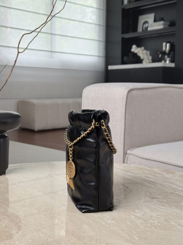 God Factory Chanel Bags Code 10116 Size 20x19x6