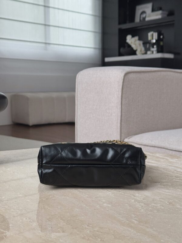 God Factory Chanel Bags Code 10116 Size 20x19x6