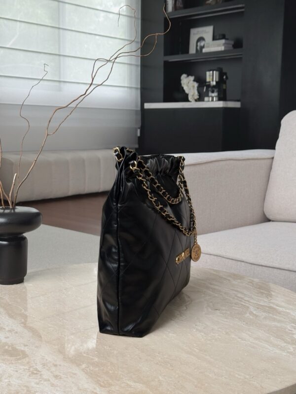 God Factory Chanel Bags Code 10126 Size 43x39x8cm