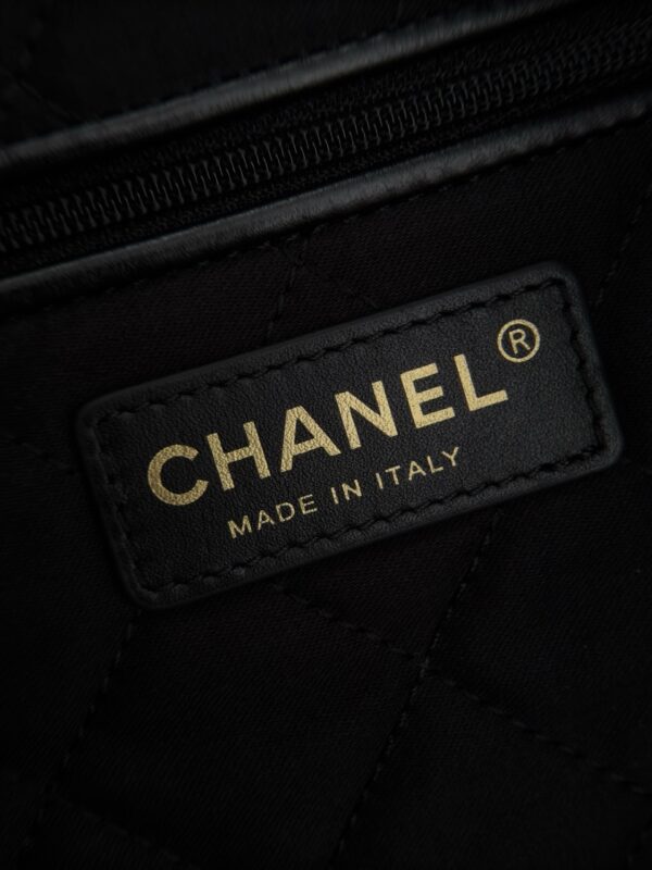 God Factory Chanel Bags Code 10126 Size 43x39x8cm