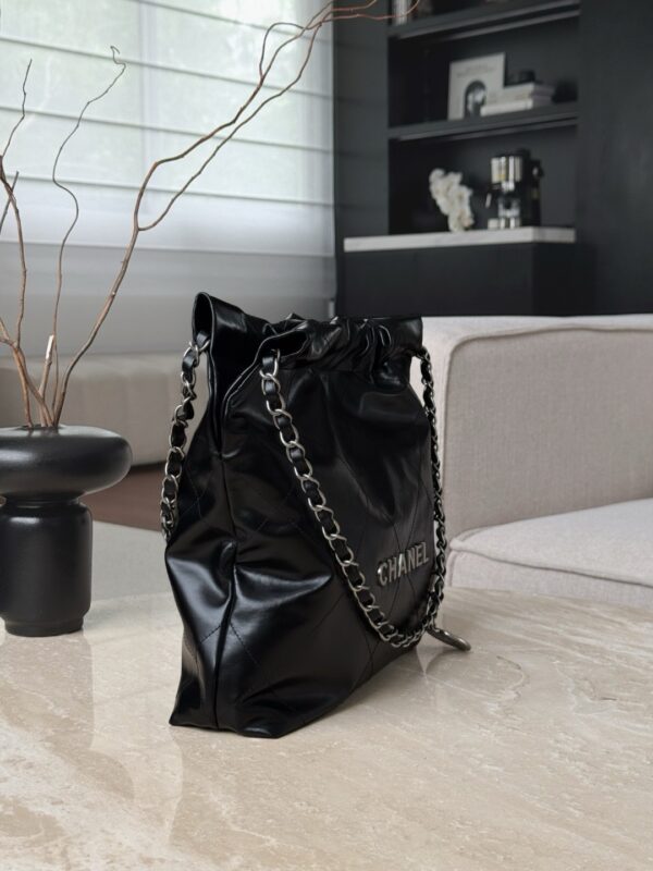 God Factory Chanel Bags Code 10132 Size 37x35x7cm