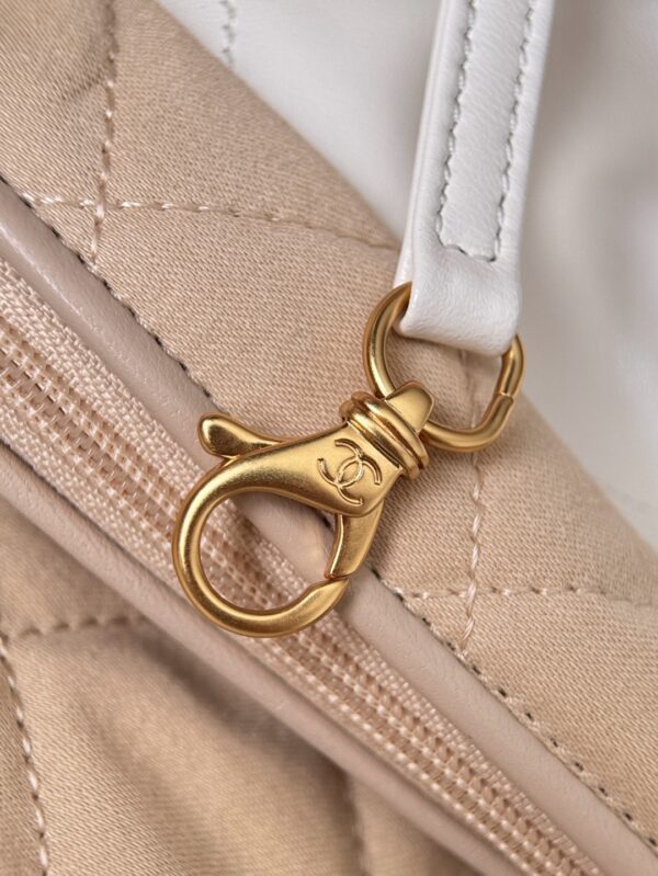 God Factory Chanel Bags Code 10130 Size 37x35x7cm