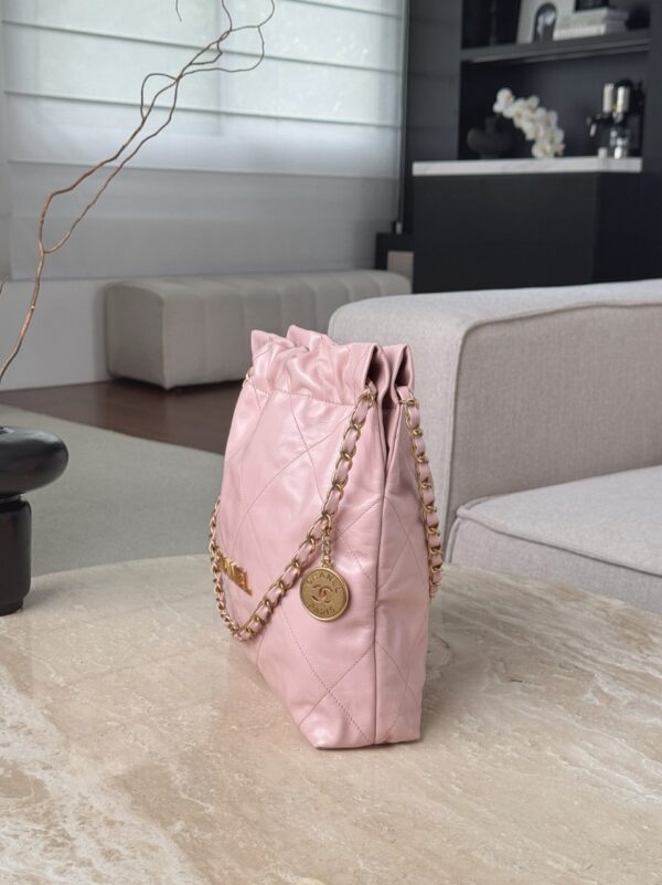 God Factory Chanel Bags Code 10129 Size 37x35x7cm