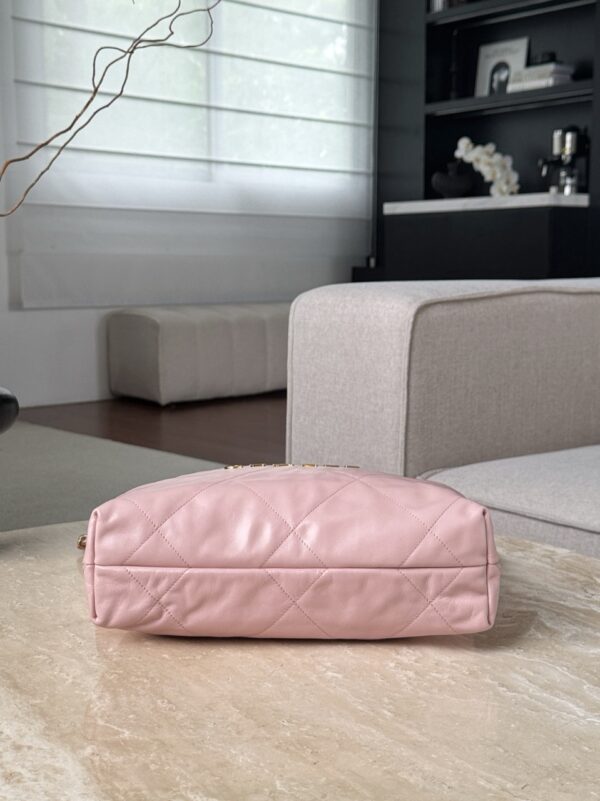 God Factory Chanel Bags Code 10129 Size 37x35x7cm