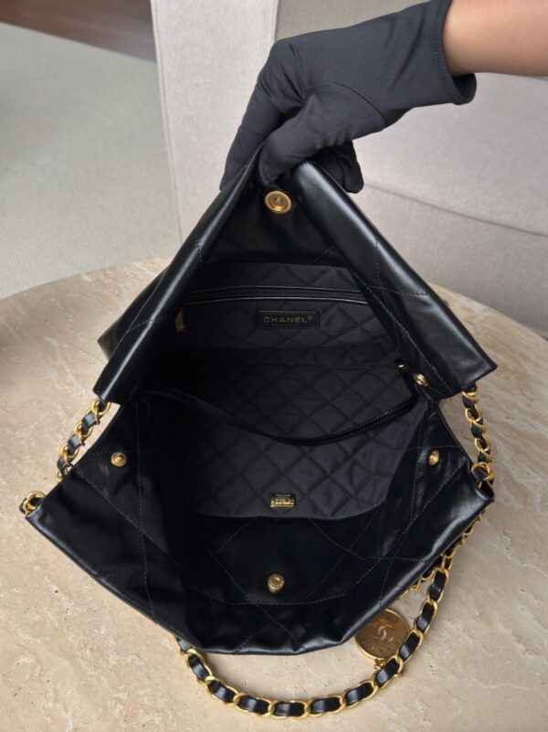 God Factory Chanel Bags Code 10128 Size 37x35x7cm