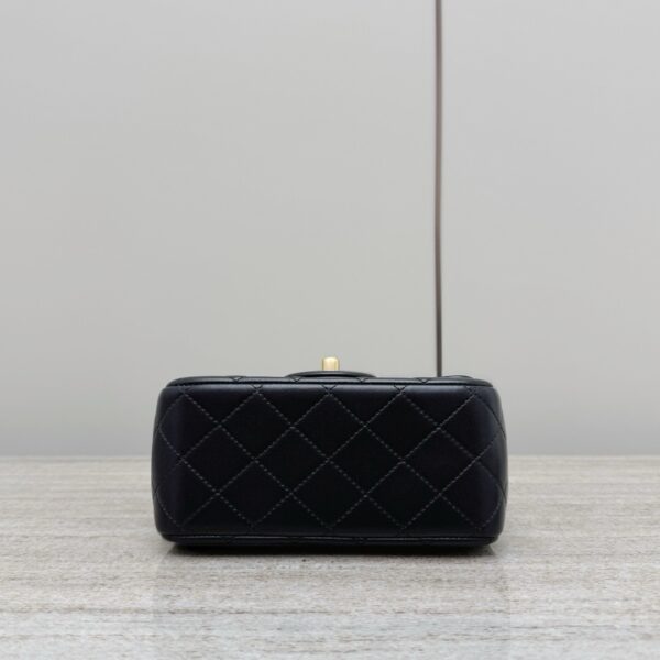 God Factory Chanel Bags Code 10155 23K Size 13x18x7cm