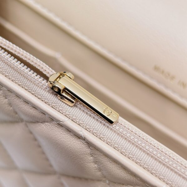 God Factory Chanel Bags Code 10171 25P Size 18x14x3.5cm