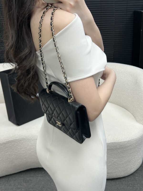 God Factory Chanel Bags Code 10169 25P Size 18x14x3.5cm