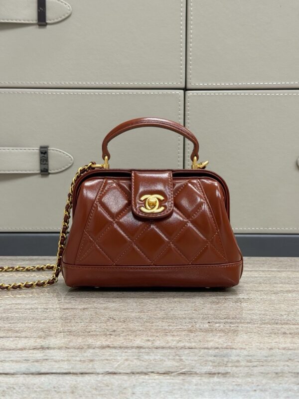 God Factory Chanel Bags Code 10179 24A Size 18x7x12cm