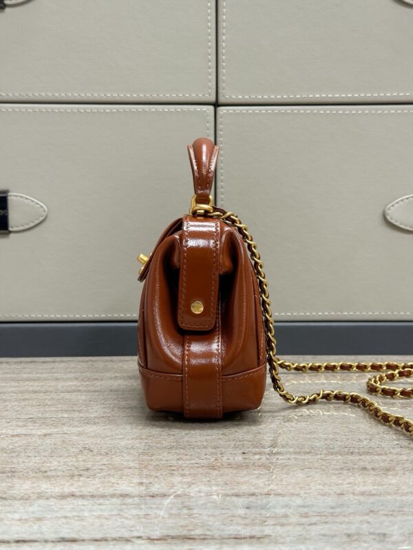 God Factory Chanel Bags Code 10179 24A Size 18x7x12cm