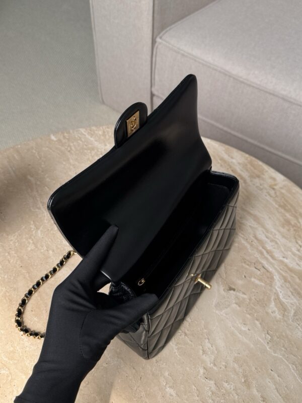 God Factory Chanel Bags Code 10187 24B Size 17x25x8cm