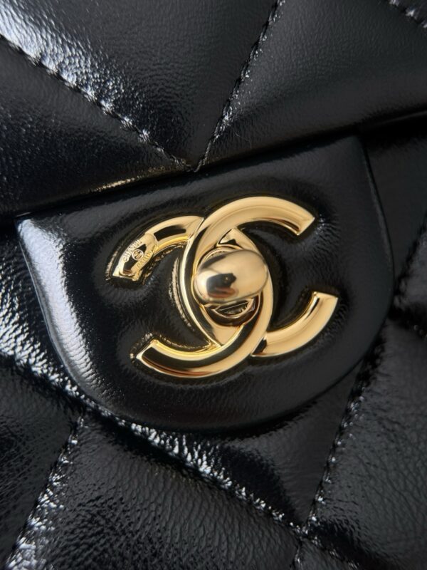 God Factory Chanel Bags Code 10187 24B Size 17x25x8cm