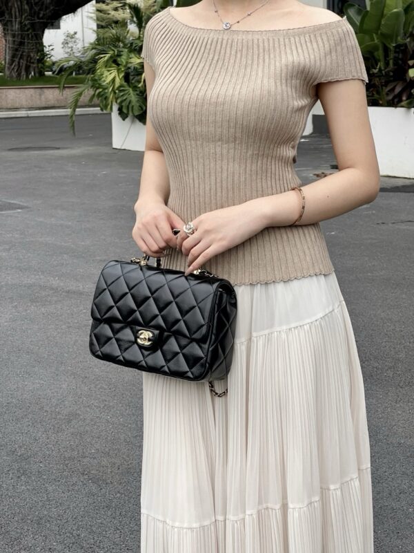 God Factory Chanel Bags Code 10187 24B Size 17x25x8cm