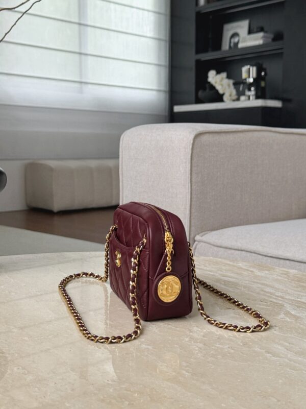 God Factory Chanel Bags Code 10193 24K Size 12x18x7cm