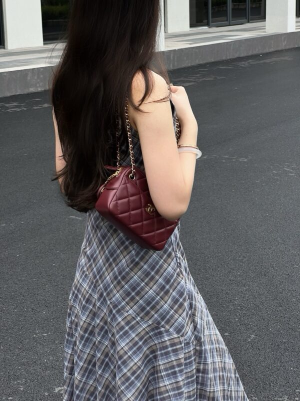 God Factory Chanel Bags Code 10193 24K Size 12x18x7cm