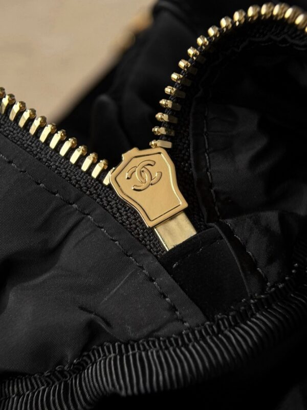 God Factory Chanel Bags Code 10197 24N Size 20x32x12cm