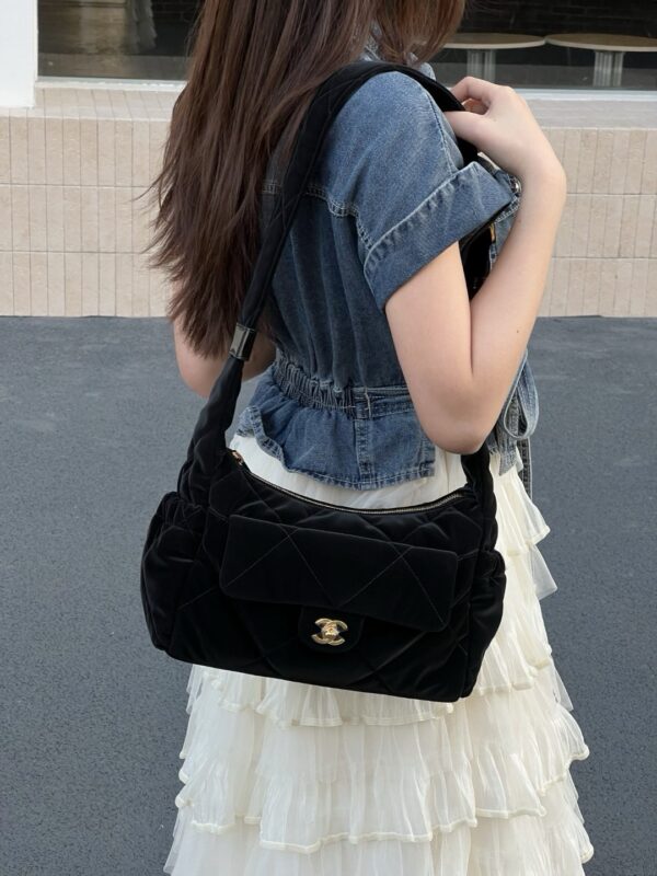 God Factory Chanel Bags Code 10197 24N Size 20x32x12cm