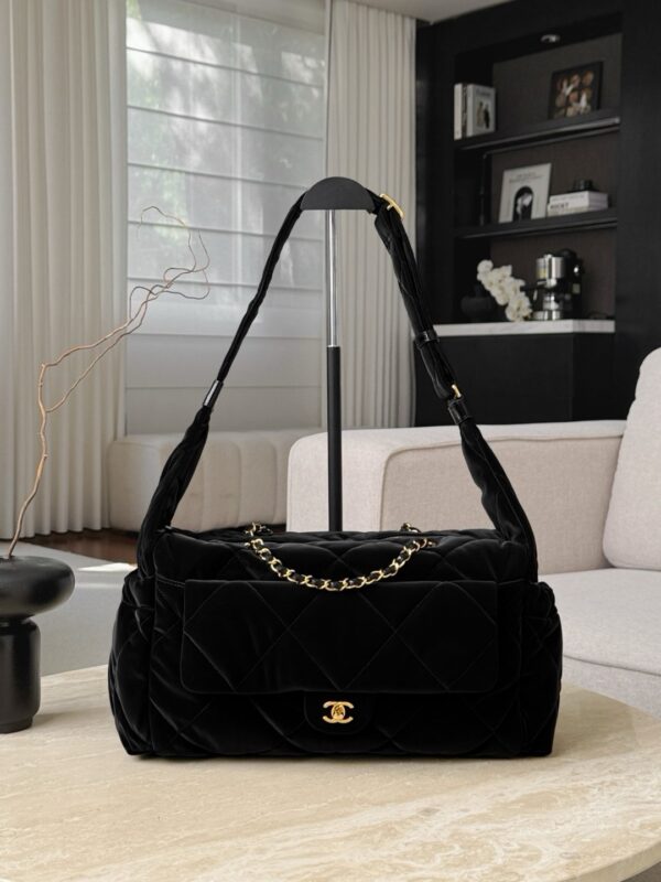 God Factory Chanel Bags Code 10196 24N Size 22x44x18cm