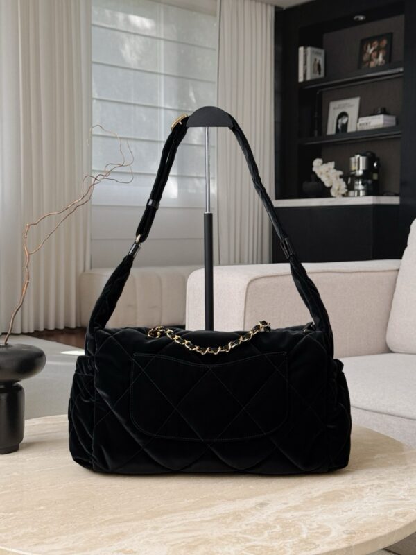 God Factory Chanel Bags Code 10196 24N Size 22x44x18cm