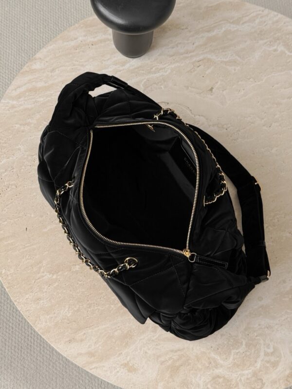 God Factory Chanel Bags Code 10196 24N Size 22x44x18cm