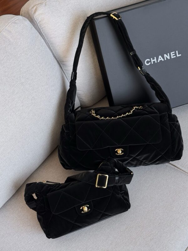 God Factory Chanel Bags Code 10196 24N Size 22x44x18cm