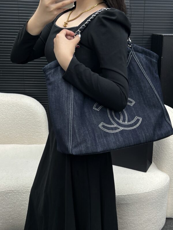 God Factory Chanel Bags Code 10198 Size 44x28x18cm