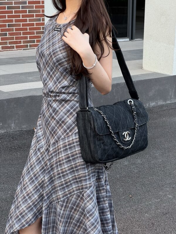 God Factory Chanel Bags Code 10199 Size 24x33x10cm