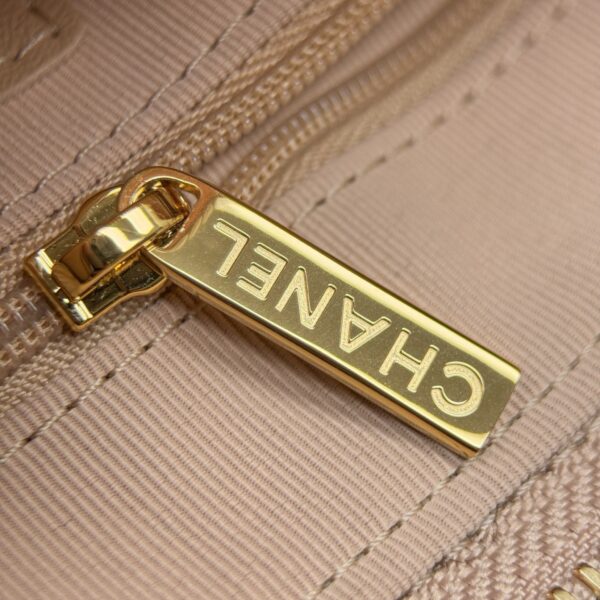 God Factory Chanel Bags Code 10211 Size 20x15x4cm