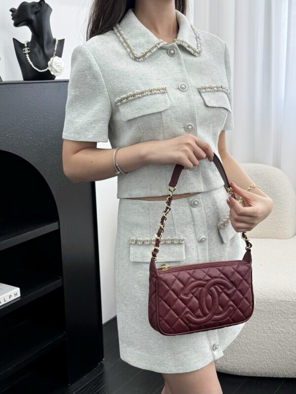 God Factory Chanel Bags Code 10205 Size 16x26x4cm