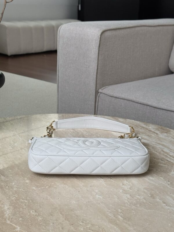 God Factory Chanel Bags Code 10204 Size 16x26x4cm