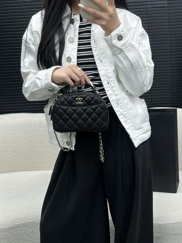 God Factory Chanel Bags Code 10230 Size 19x13x7cm