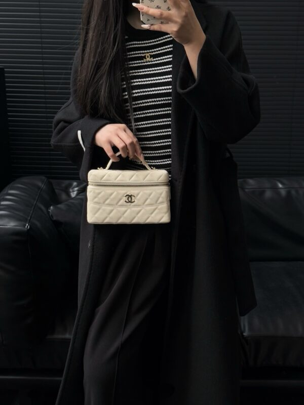 God Factory Chanel Bags Code 10247 25C LP Size 17x19.5x5cm